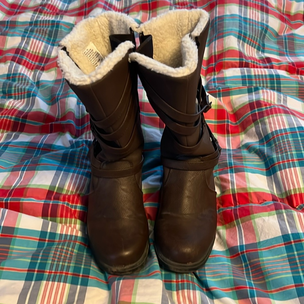 SZ 7 Totes fur lined boots brown